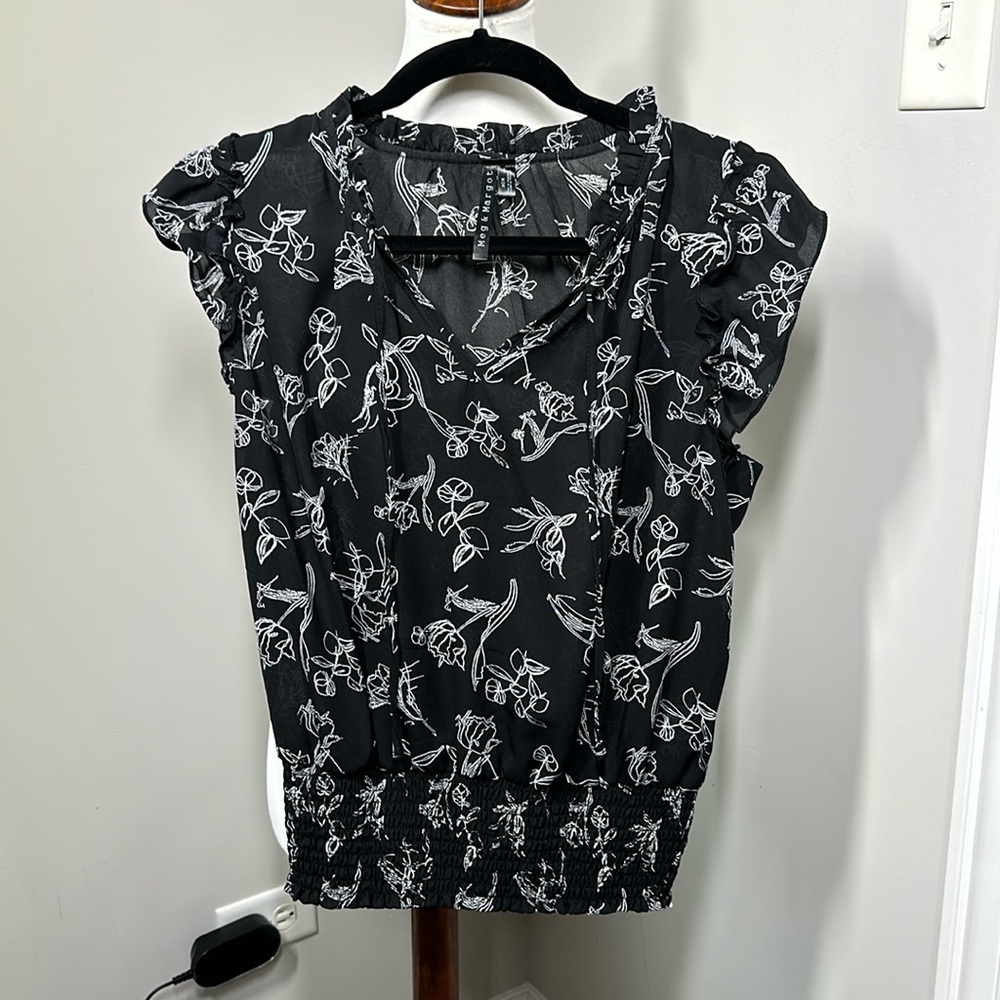 Meg & Margot Black sheer top with shirred bottom. Size Medium.